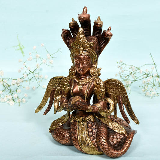 Nagkaniya Sitting (9 In)