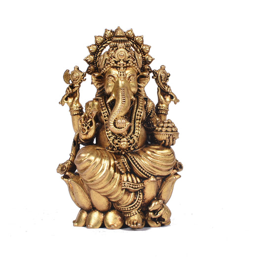 Ganesh Sitting On Lotus With Leg Down (3 In)