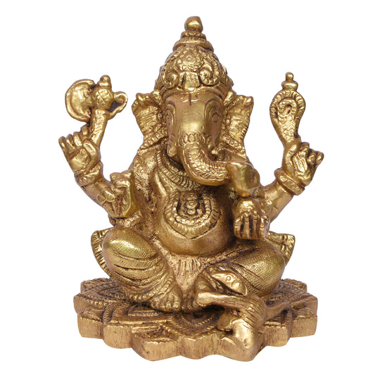 Ganesh Sitting On Lotus Base (4.5 In)