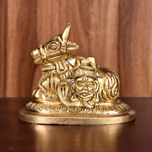 Brass White Gold Nandi Shiva Parwati Carving (2.5 In)