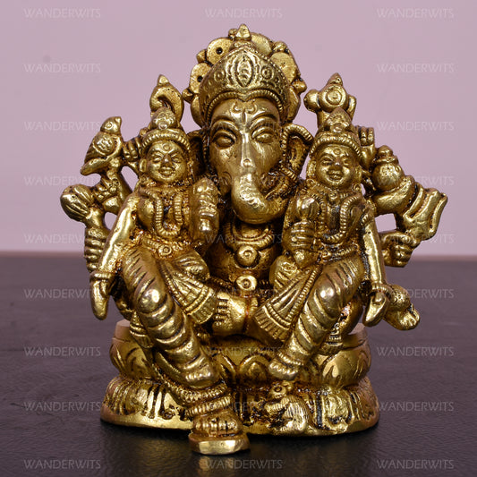 Ganesh Sitting With Riddhi Siddhi (4.25 In)
