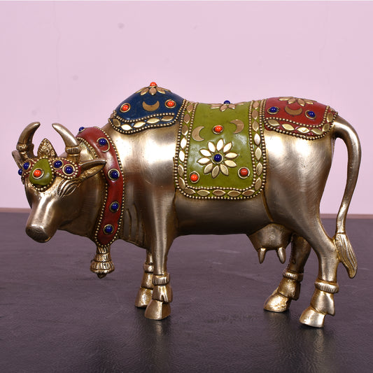 Cow Standing With Stone Work (8 X 6.75 In)