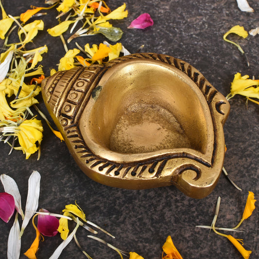 Deeva With Shankh Design (3.5 X 1 In) - Set of 4