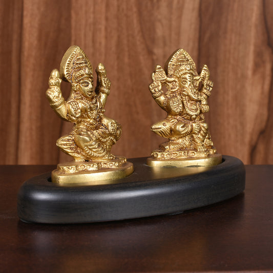 Brass Ganesha Laxmi On Oval Base (2.5 In)