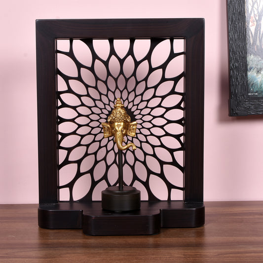 Wooden Stand With Cutwork (11 In)